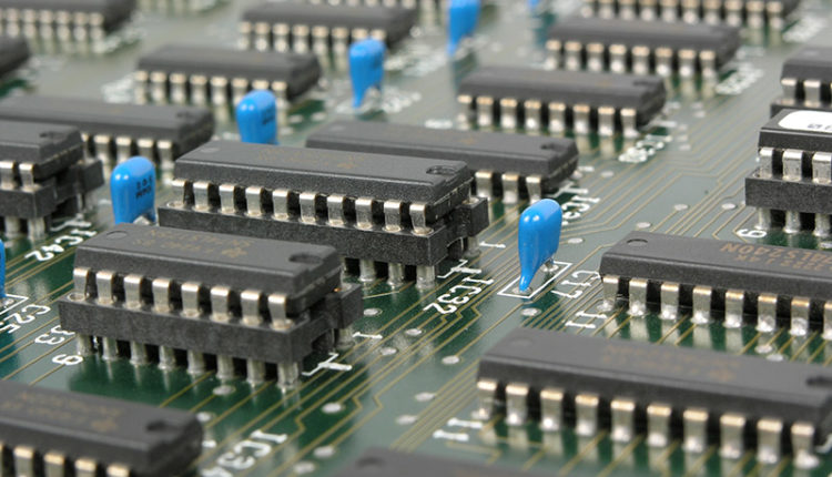 خدمات لپ تاپ و کامپیوتر