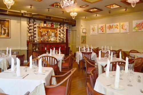 Ermitage-Restaurant-interior