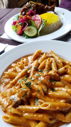 Toucheh-Meals-4