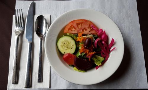 Toucheh-Salad